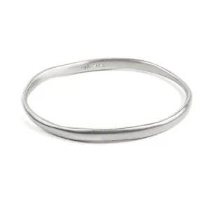 BRUSHED BANGLE - SILVER