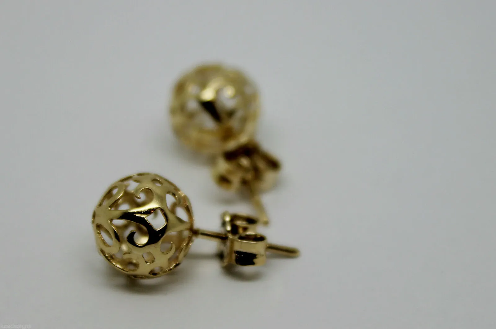 Genuine New 9k 9ct Yellow Gold or White Gold or Rose Gold 8mm Filigree Stud Earrings