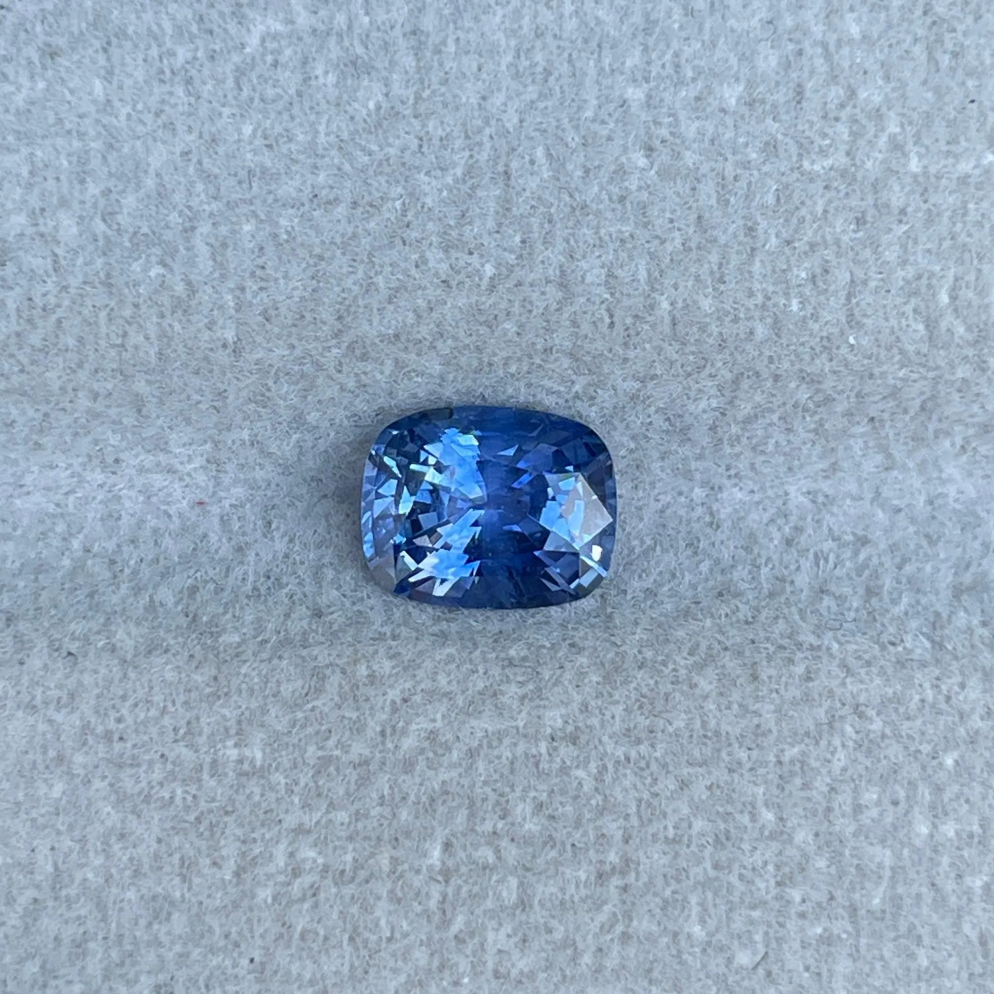 Natural Blue sapphire, 1.31 crt