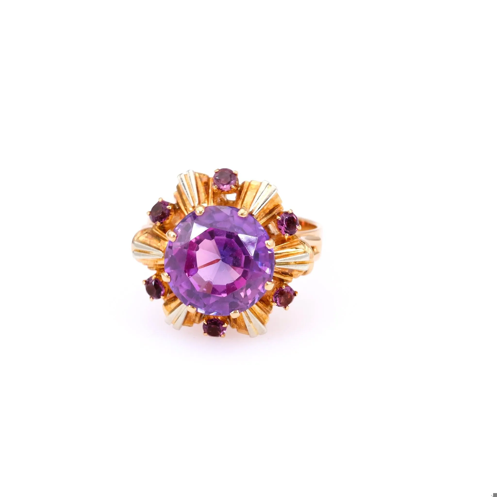 Vintage French Reddish Purple Synthetic Sapphire 18k Yellow Gold Cocktail Ring